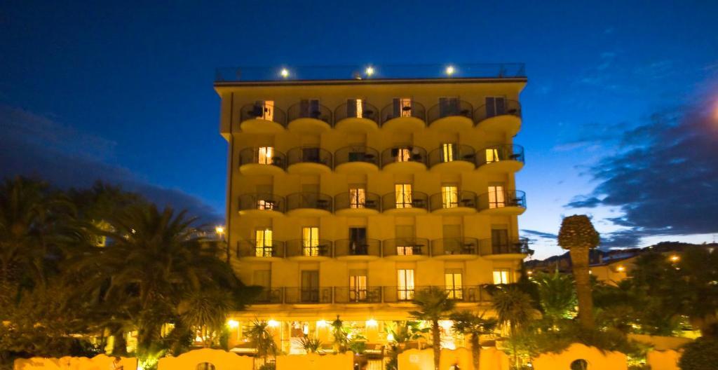 Hotel Marconi San Benedetto del Tronto Exterior foto